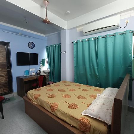 Ujjayanta Homestay Agartala Bagian luar foto
