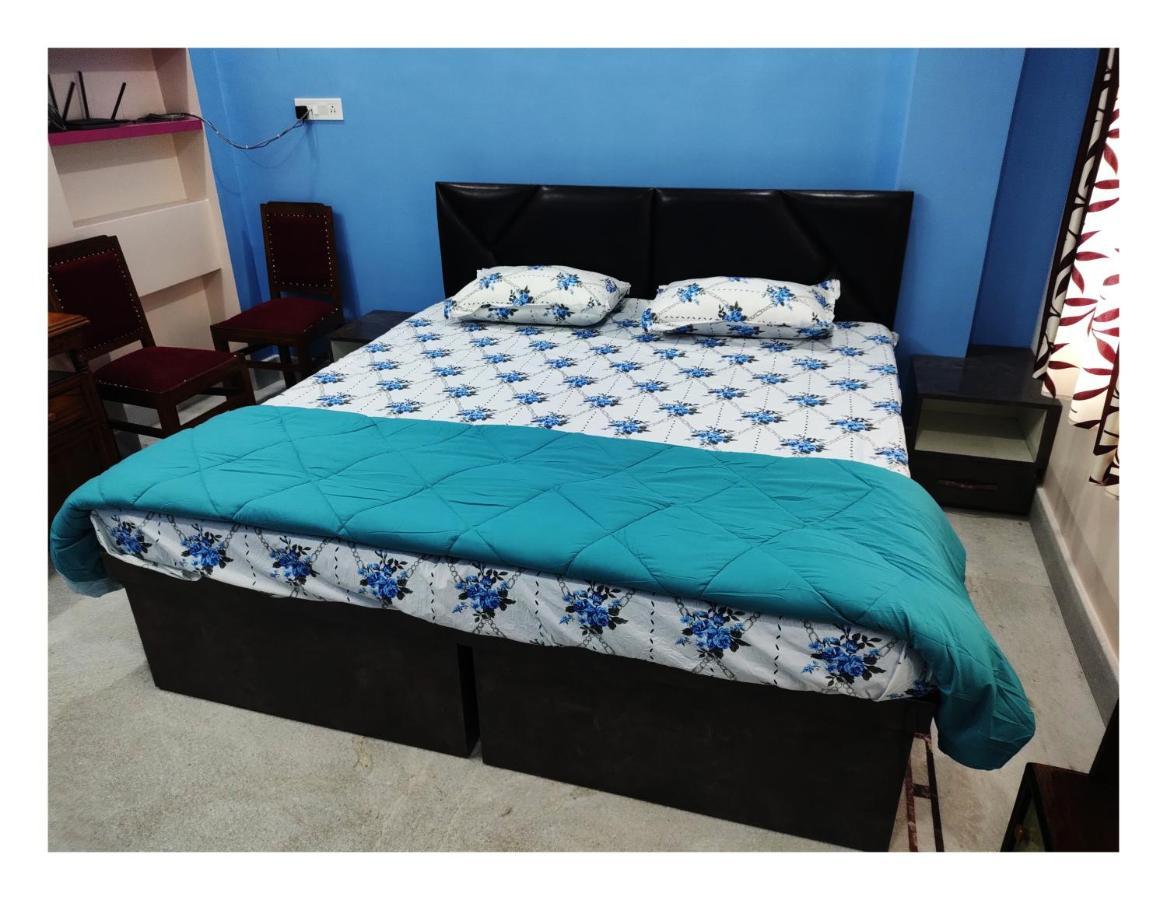 Ujjayanta Homestay Agartala Bagian luar foto